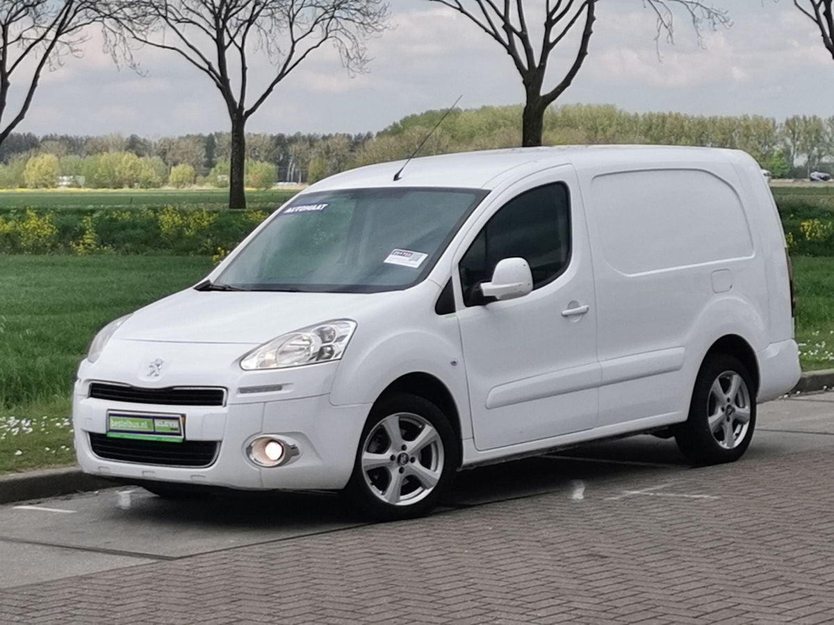 PLACEHOLDER PHOTO - Peugeot Partner L2 2018-ON - awaiting own photo ply lining kit